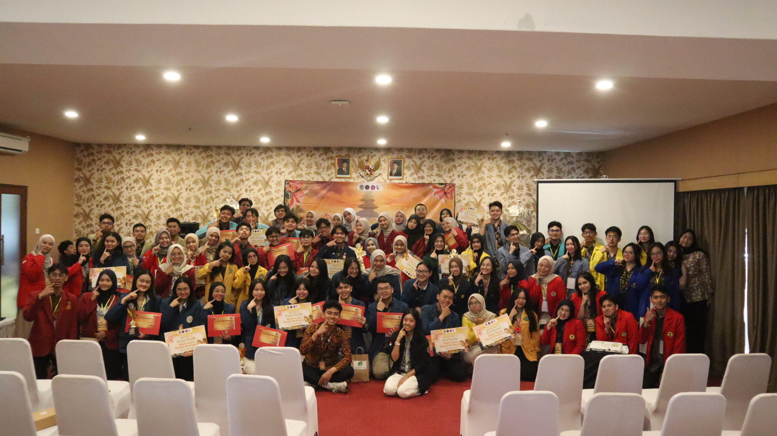 Udayana Dentistry Scientific Competition (UDSC) 2025: Mendorong Inovasi Menuju Kesehatan Gigi dan Mulut yang Lebih Baik